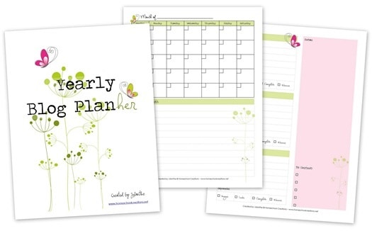 Free printable blog planner for bloggers to use this year. 