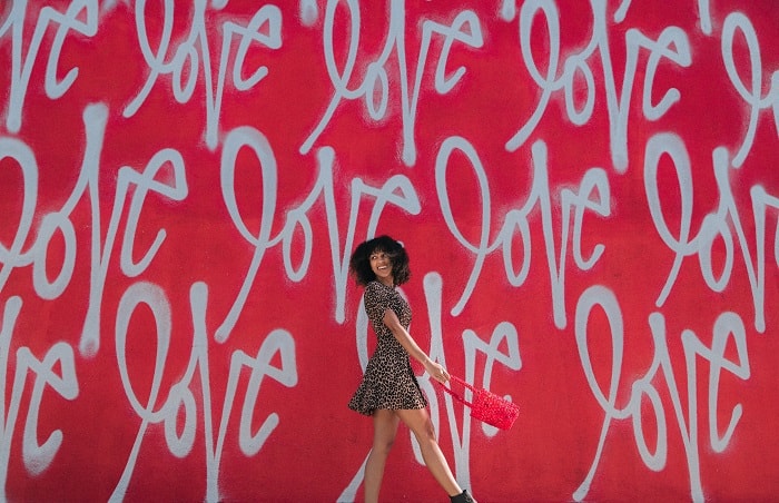 Here are tips for valentine's day blog post ideas. #valentinesday #blogposts
