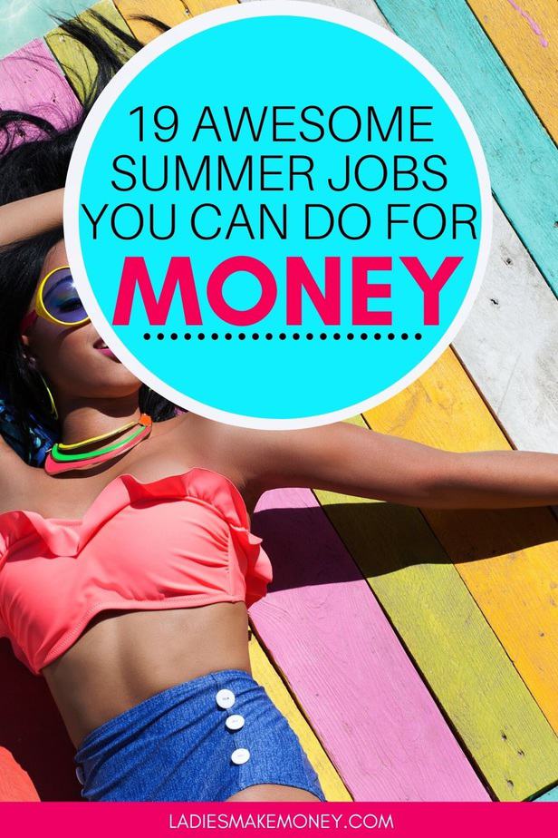 If you are looking for the best summer jobs that pay well in 2020, then you are in luck! Are you home from college this summer and need to make a little spending money? Or maybe you are a mom that needs extra money this summer. Here are 19 of the best summer jobs for college students. Each of these will help you make well above minimum wage. #SummerJob #CollegeJob #MakingMoney
