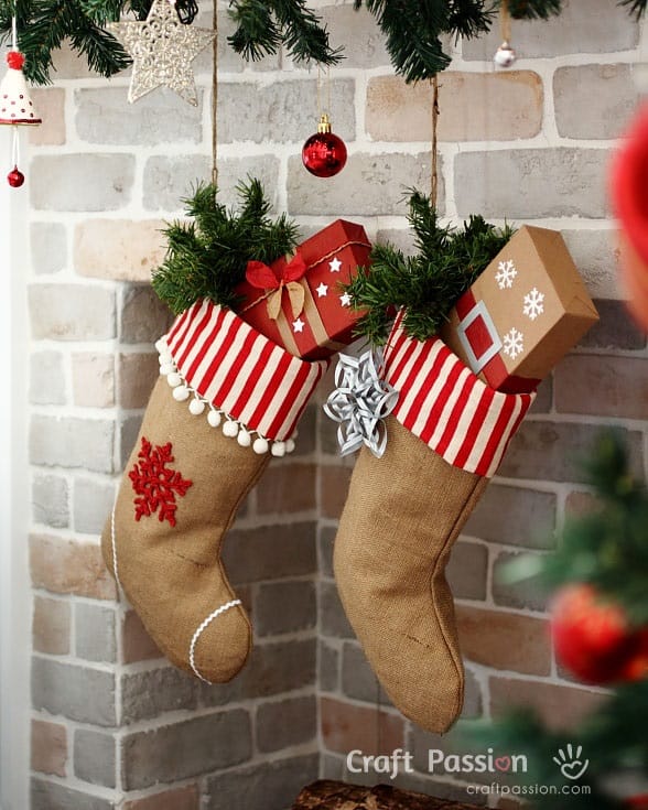 DIY burlap stockings you can make and sell for a profit.